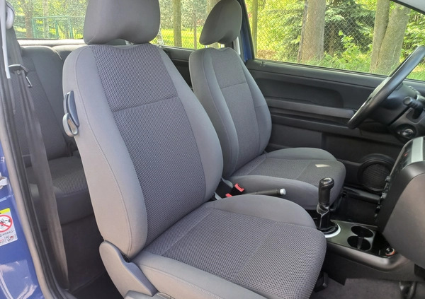 Volkswagen Fox cena 8900 przebieg: 189000, rok produkcji 2009 z Słomniki małe 154
